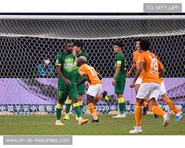 国内足球联赛强队逐渐崛起，争相夺取头名，足球联赛排名中国