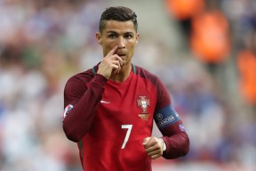 开云官方下载-CBA赛场的中国战队气势如虹，cba中国队队员名单