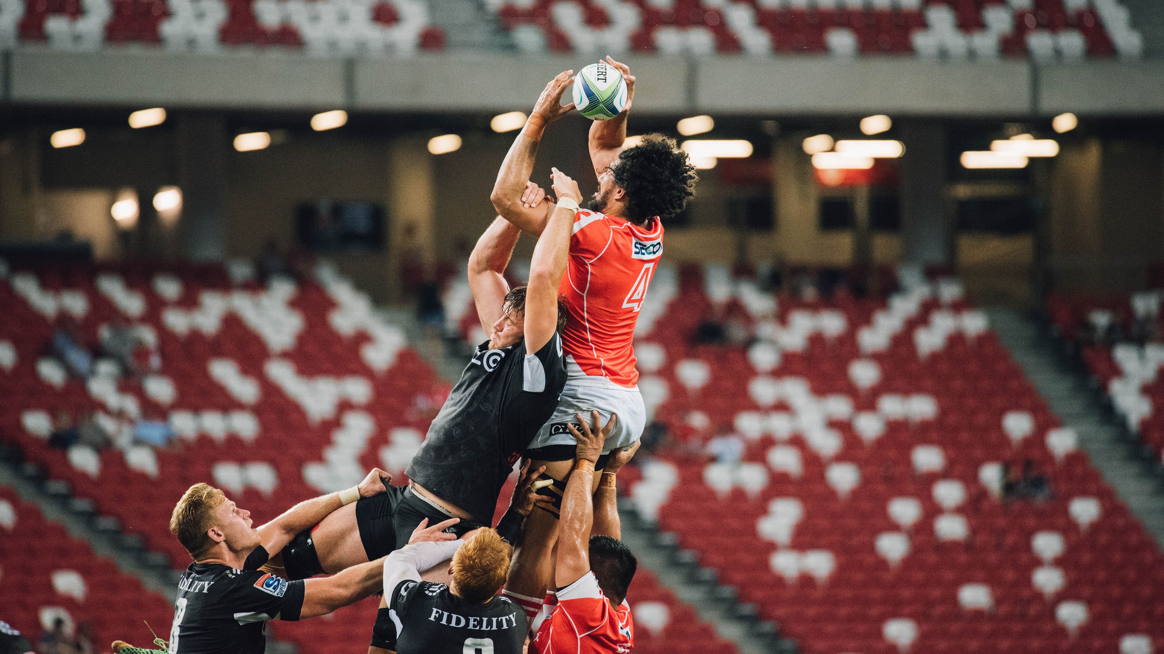 恩多耶-布鲁阿尔决赛精彩瞬间成为焦点，多恩布什